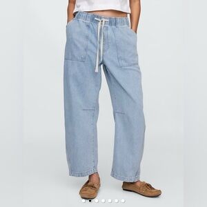 Gap Soft Barrel Jeans